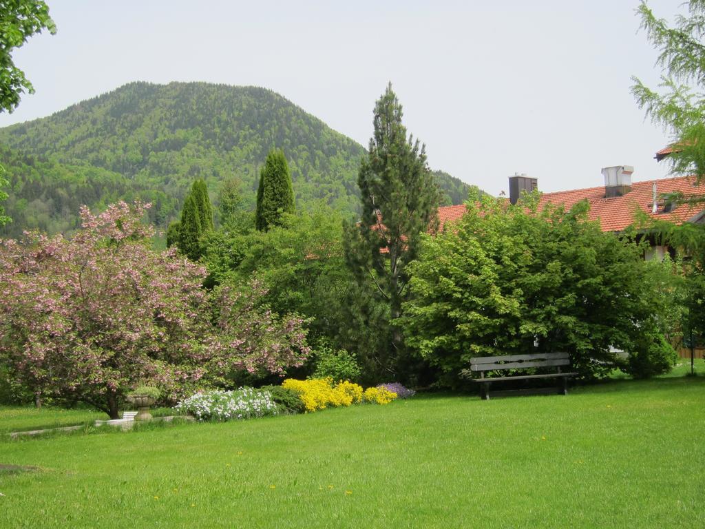 Ferienwohnungen Elisabeth Am See Rottach-Egern Exterior photo